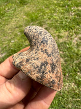 Load image into Gallery viewer, Extremely rare Bust Birdstone  Northern Kentucky made from Gneiss
