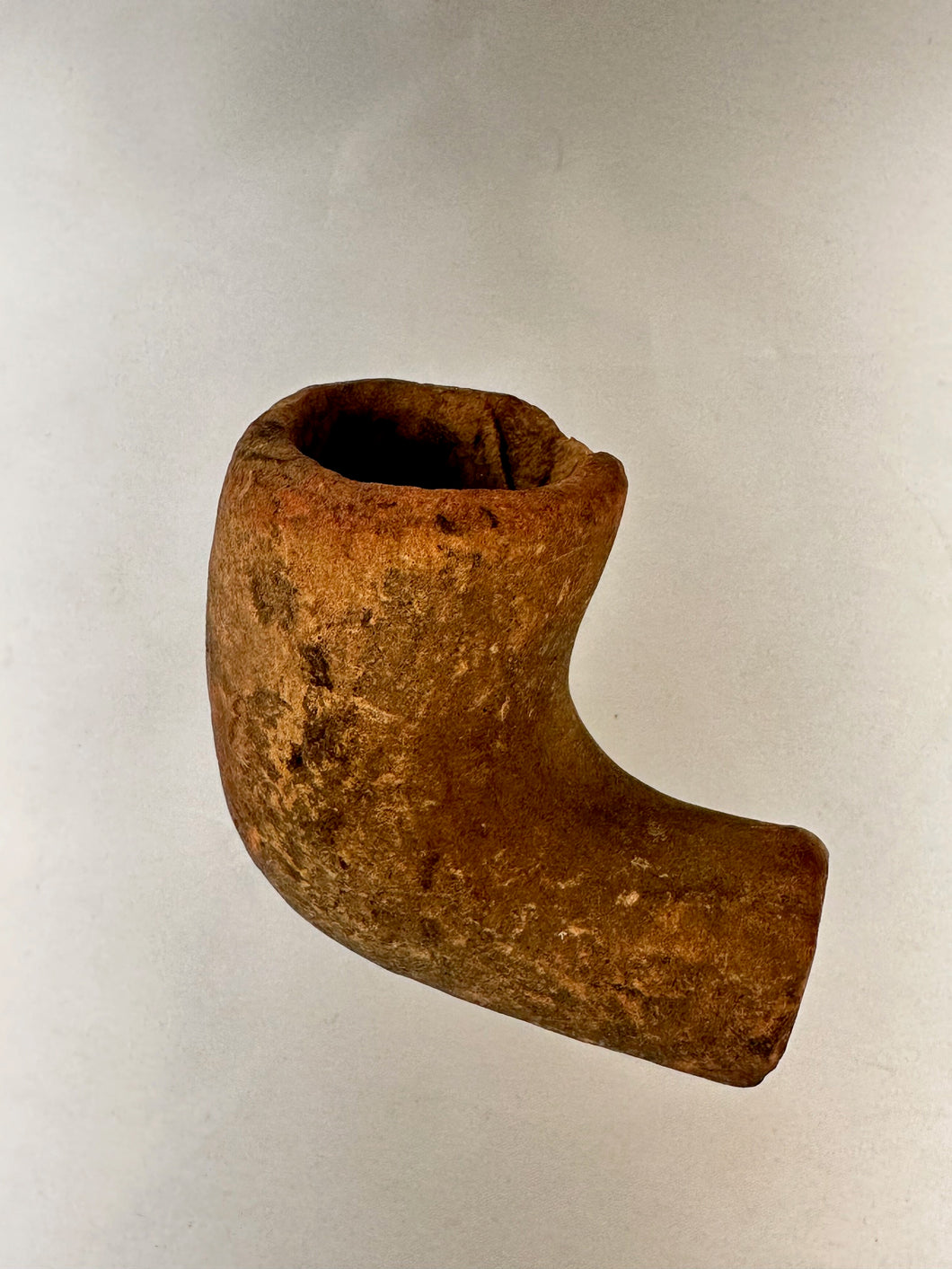 Mississippian Elbow Pipe